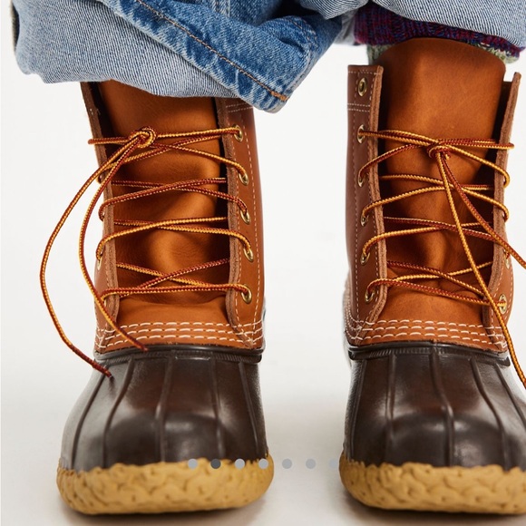 L.L. Bean Shoes - LL Bean Classic Brown Bean Boots Snow Shoes Women’s 8 Men’s 6 Lace Up Shoes